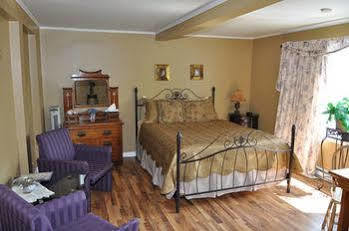 Hotel Motel Grande Vallee מראה חיצוני תמונה