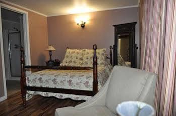 Hotel Motel Grande Vallee מראה חיצוני תמונה